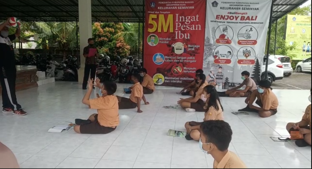 Pelaksanaan pembelajaran PJOK di SMP 2 Kuta